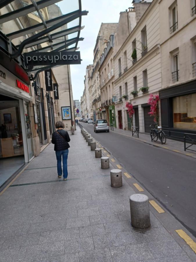 Toureifelchampselysee Paris Exterior photo