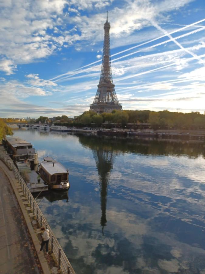 Toureifelchampselysee Paris Exterior photo